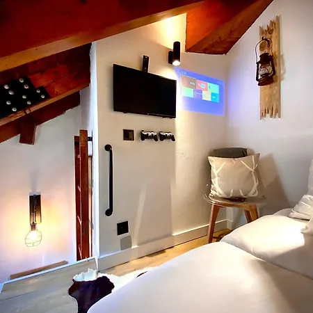 Cal Domenec - Duplex Con Encanto - Se Admiten Mascotas リアルプ